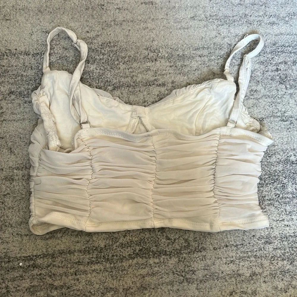 shein size medium cropped white rouched tank top - Picture 2 of 3